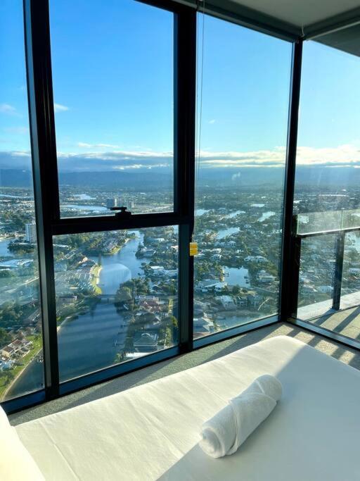 Appartamento New Impressive 180° River View 1 Bed Apt With Pool 47F Gold Coast Esterno foto
